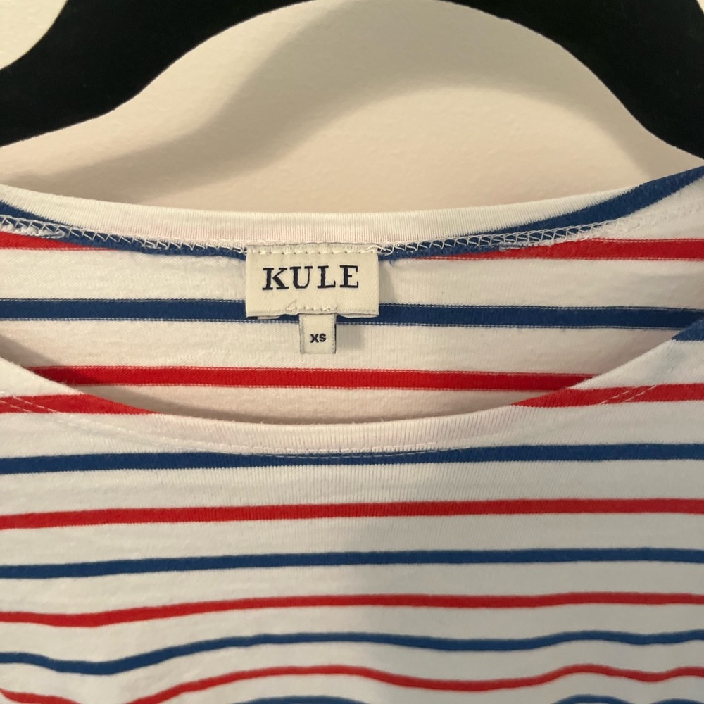KULE THE BOYFRIEND WHITE TRUE BLUE POPPY Tee XS